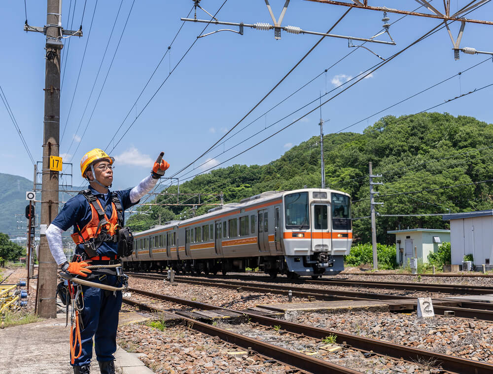 電車線路の保守・点検の写真